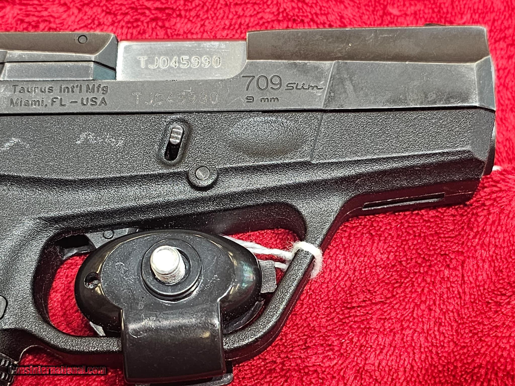 TAURUS 709 SLIM