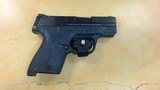SMITH & WESSON M&P 40 SHIELD - 2 of 4