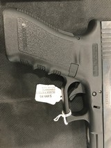 GLOCK 22 .40 CALIBER - 5 of 7