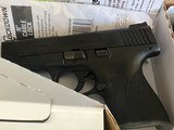 SMITH & WESSON M&P 40 Shield M2.0 PC .40 S&W - 1 of 2