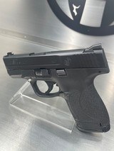 SMITH & WESSON SHIELD M2.0 - 3 of 7