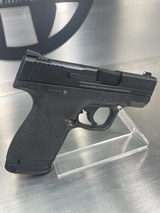 SMITH & WESSON SHIELD M2.0 - 6 of 7
