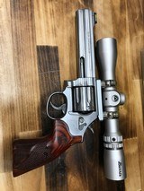 SMITH & WESSON 686 PLUS - 1 of 7