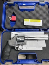 SMITH & WESSON 686 - 2 of 6
