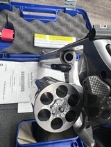 SMITH & WESSON 686 - 3 of 6