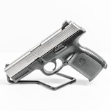 SMITH & WESSON LEO SW40VE, Good .40 S&W - 1 of 6