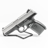 SMITH & WESSON LEO SW40VE, Good .40 S&W - 1 of 6