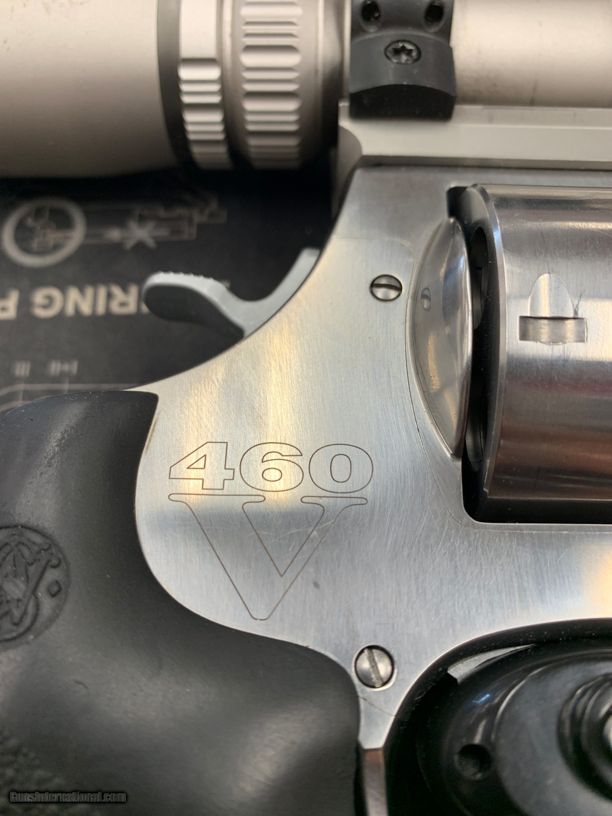 SMITH & WESSON 460 V .44 MAGNUM