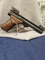 BROWNING BUCK MARK BULLSEYE TARGET .22 LR - 2 of 5