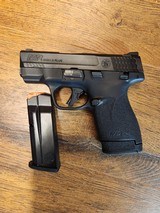 SMITH & WESSON M&P 9 SHIELD PLUS - 1 of 4