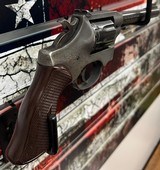 HI-STANDARD Sentinel .22 LR - 2 of 6