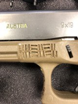 GLOCK 17gen 3 9MM LUGER (9X19 PARA) - 3 of 7