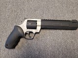 TAURUS RAGING HUNTER - 2 of 2