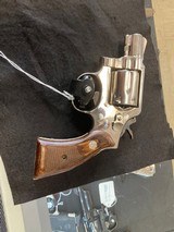 SMITH & WESSON 10-5 SNUB - 1 of 1