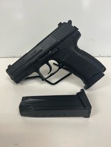 HECKLER & KOCH P2000 - 2 of 3