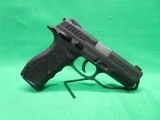 TAURUS TH40 - 3 of 6