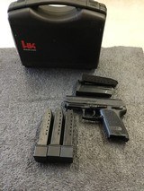 HECKLER & KOCH USP Compact .45 .45 ACP - 1 of 4