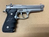 BERETTA 92FS - 2 of 6