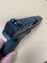 BERETTA USA APX Compact - 4 of 4