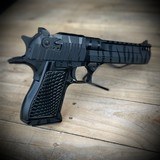 MAGNUM RESEARCH Desert Eagle 50AE - 2 of 4