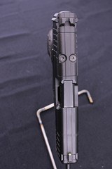 HECKLER & KOCH VP9 - 6 of 7