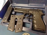 BERETTA 96 .40 S&W - 3 of 7