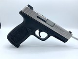 SMITH & WESSON SD40 VE .40 S&W - 1 of 6