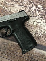 SMITH & WESSON SD40VE .40 S&W - 2 of 6