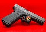 Glock 17 Gen 3 9MM LUGER (9X19 PARA) - 1 of 4