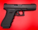 Glock 17 Gen 3 9MM LUGER (9X19 PARA) - 2 of 4