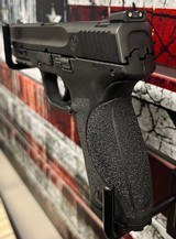 SMITH & WESSON M&P9 M2.0 range kit 9MM LUGER (9X19 PARA) - 5 of 7