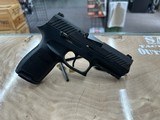 SIG SAUER P320 NITRON CARRY - 1 of 2