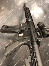 SMITH & WESSON M&P15-22 .22
LR - 5 of 7