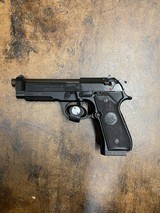 BERETTA 96 A1 .40 S&W - 1 of 4