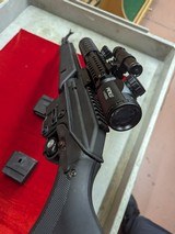 KELTEC SU-16 - 2 of 6