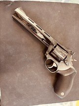 TAURUS 17 TRACKER - 2 of 5