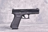 GLOCK G17 GEN 5 - 2 of 5