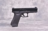 GLOCK G17 GEN 5 - 2 of 5