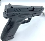 SPRINGFIELD ARMORY XD-40 .40 S&W - 2 of 7