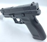 SPRINGFIELD ARMORY XD-40 .40 S&W - 3 of 7