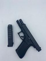 GLOCK 22 G22 Gen 5 40 CALIBER - 6 of 7