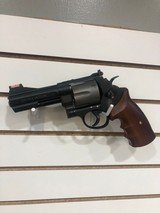 SMITH & WESSON 329PD - 1 of 3