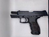 HECKLER & KOCH HK P30 - 2 of 7