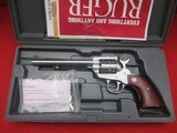 RUGER NEW MODEL SINGLE SIX .17 HMR - 3 of 4
