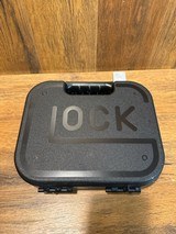 GLOCK 17Gen4 - 1 of 7