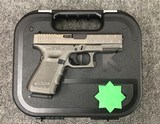 GLOCK 19 9MM LUGER (9X19 PARA) - 1 of 6