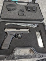 SPRINGFIELD ARMORY xd-45 acp .45 ACP - 1 of 7