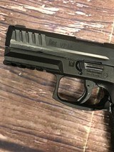 HECKLER & KOCH HK VP40 .40 S&W - 4 of 7