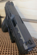 BERETTA APX 9MM LUGER (9X19 PARA) - 2 of 3