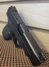 SMITH & WESSON Performance Center Shield M2.0 9MM LUGER (9X19 PARA) - 2 of 4